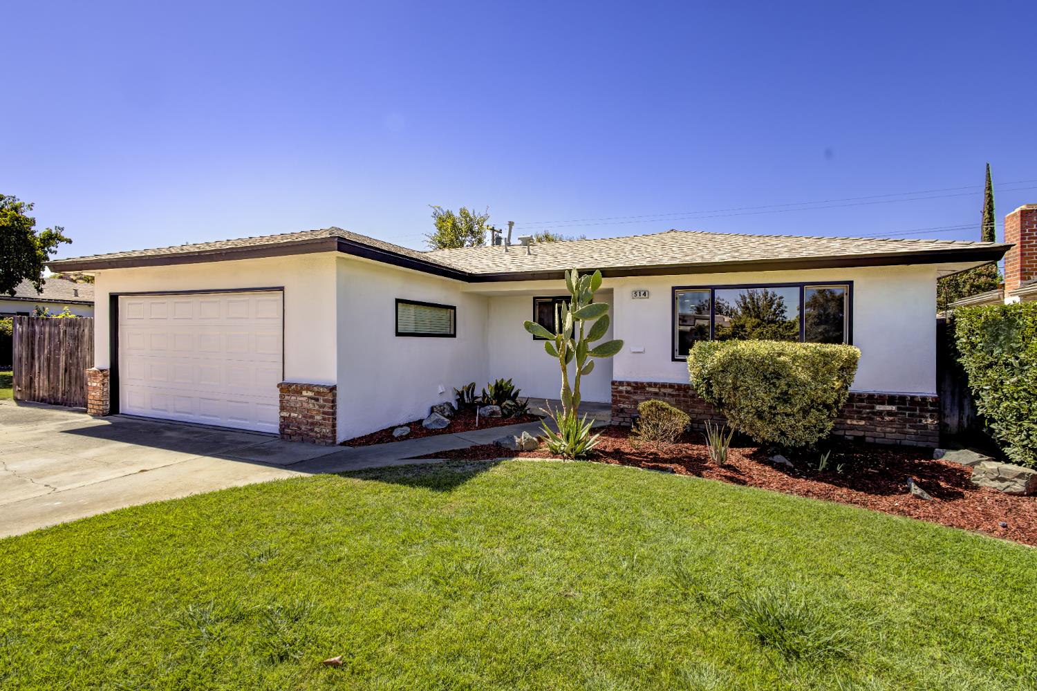 Catherine Sawatsky CRS, Broker - Fresno Clovis Real Estate in Fresno, CA