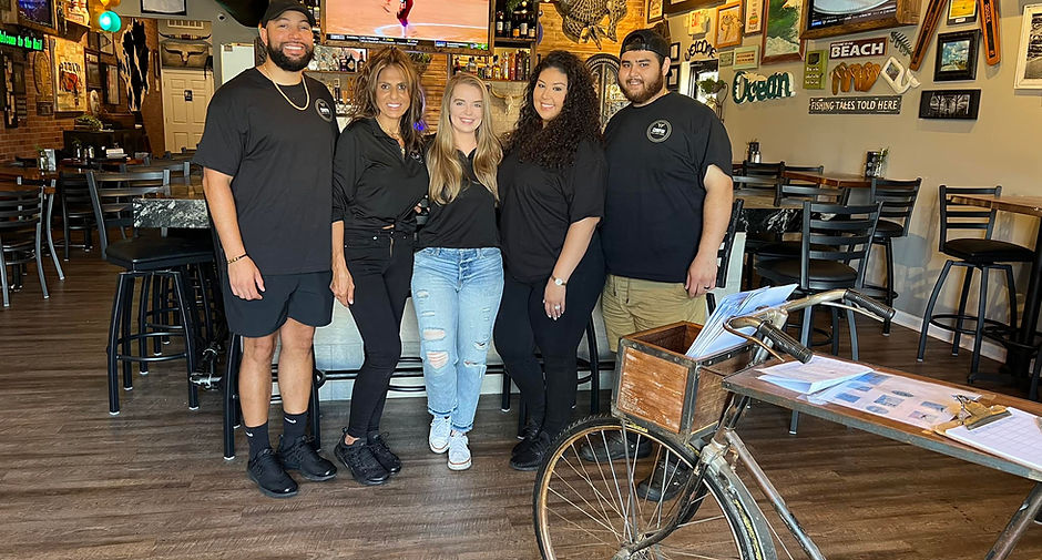 Cowfin Bar and Grill in Surf City, NC (5)
