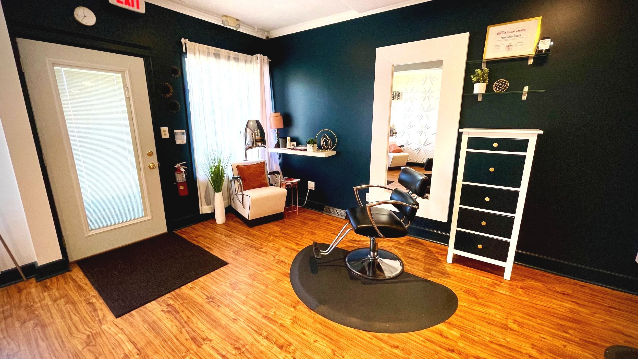 Fern & Dale's Hair Salon in Ferndale, MI (4)