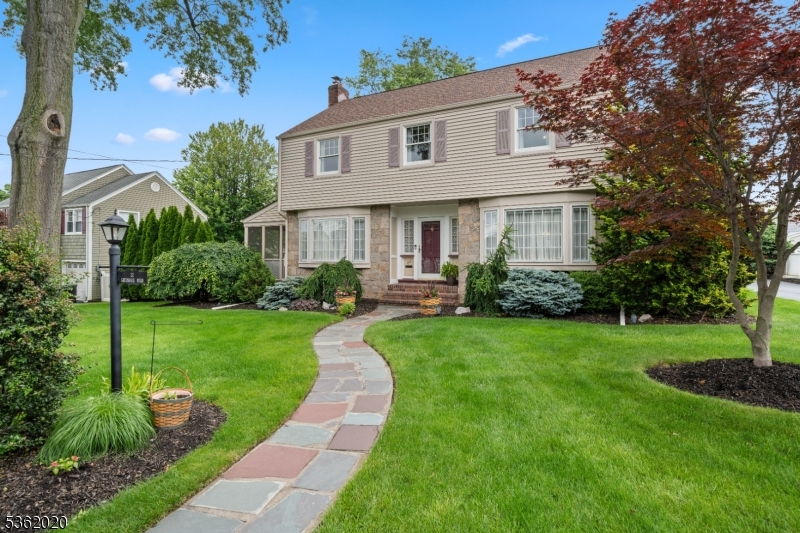 Masha Landkof REALTOR® in Wallington, NJ (3)