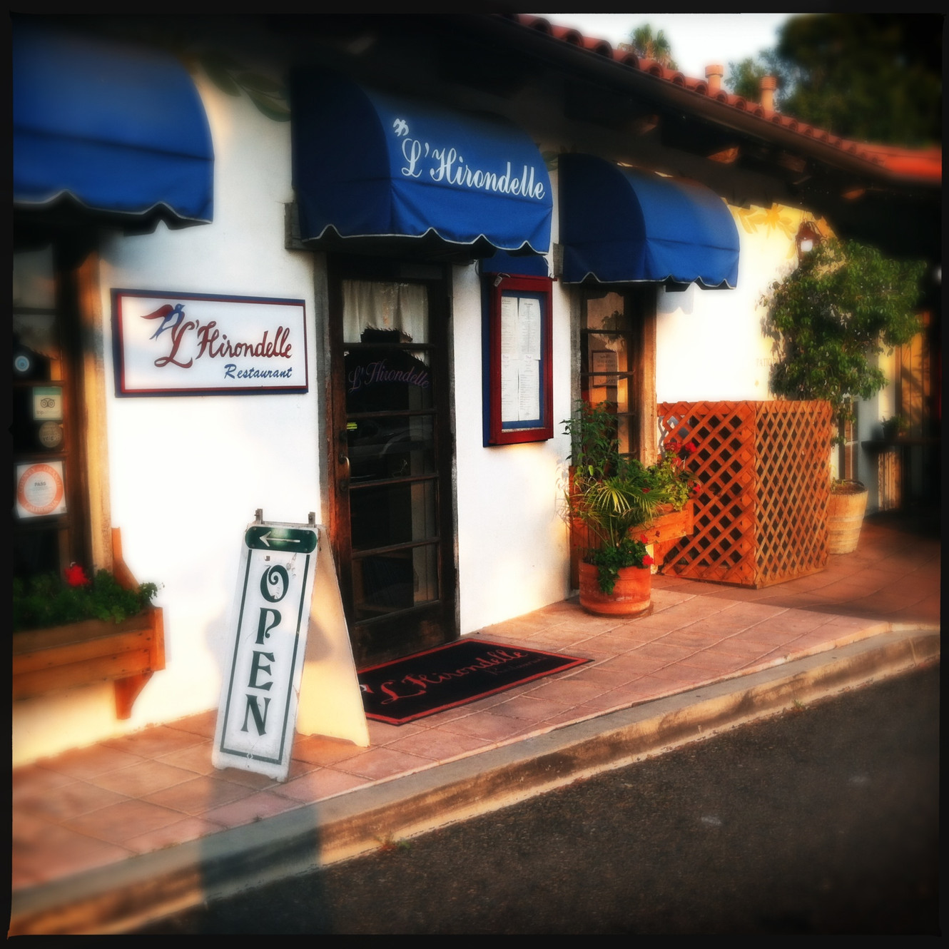 L'Hirondelle Restaurant in San Juan Capistrano, CA