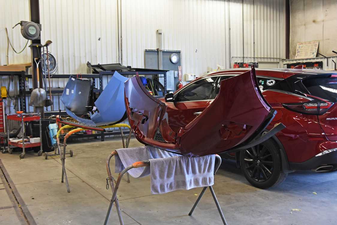 Reedsburg Auto Body in Reedsburg, WI (6)