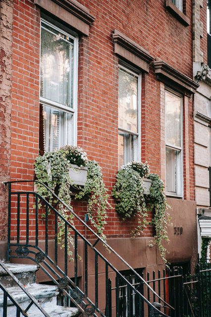 Invista Realty LLC in Astoria, NY
