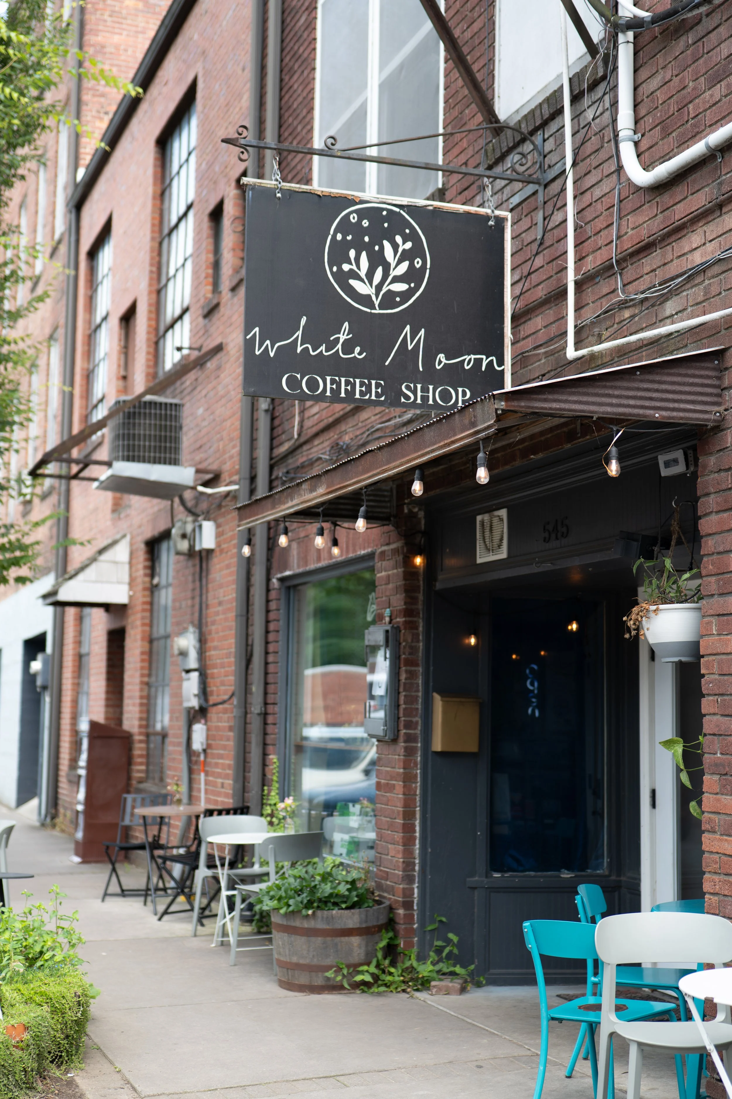White Moon Cafe & Dark Moon Cocktail Bar in Sylva, NC (3)