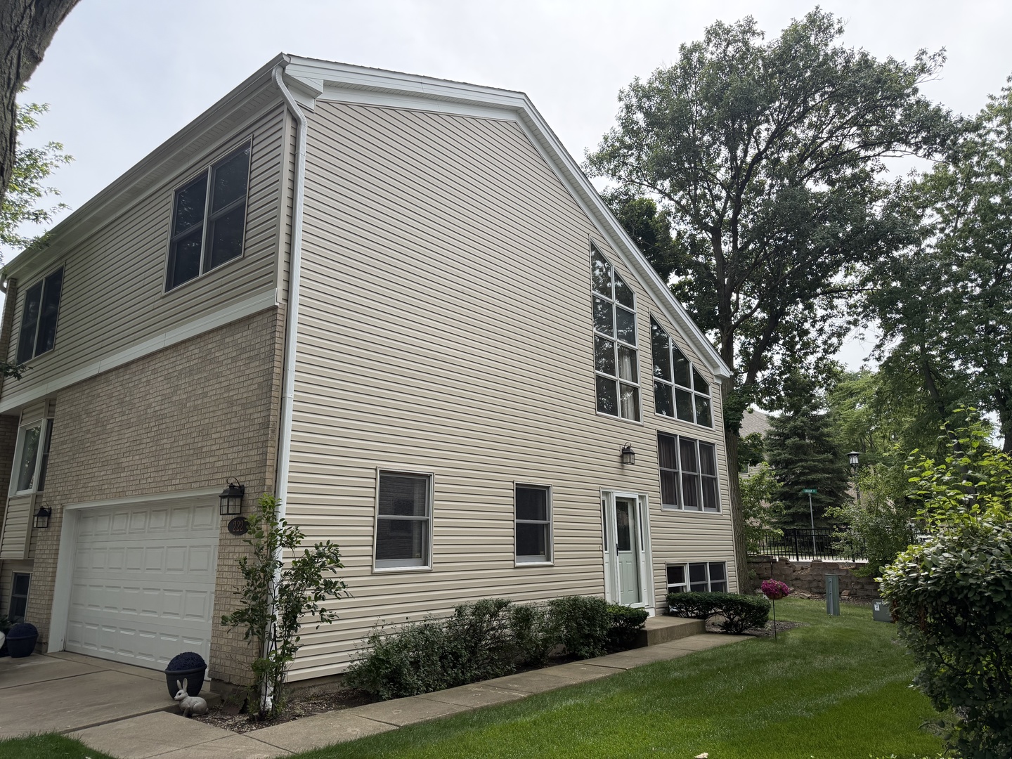 Online Brokers, Inc. in Wood Dale, IL
