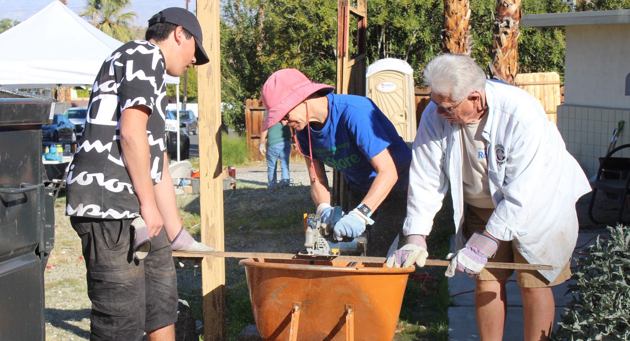 Habitat For Humanity Coachella Valley ReStore in Palm Desert, CA (4)