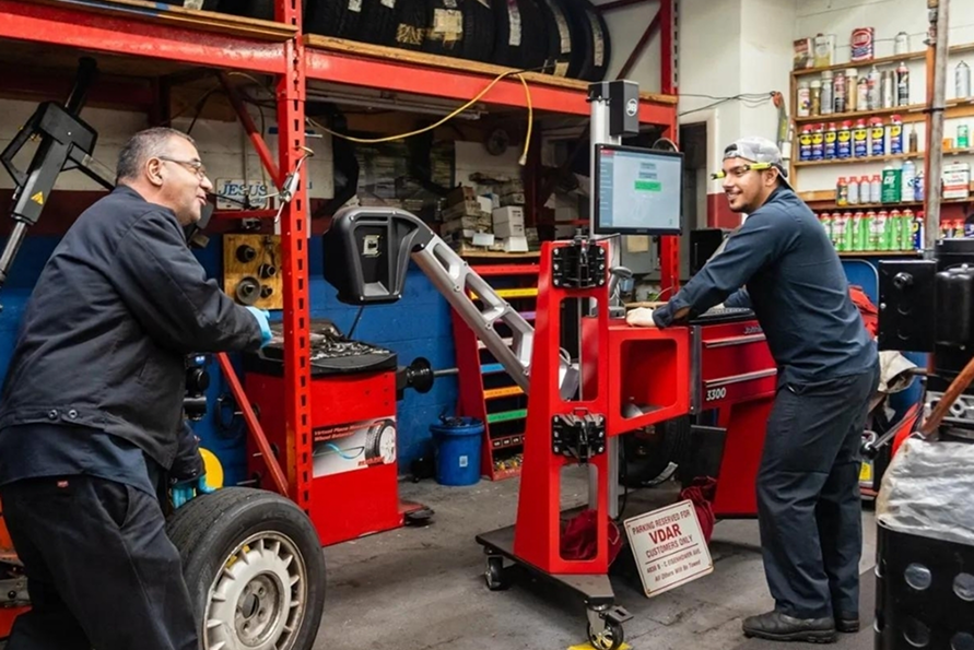 Van Dorn Auto Repair in Alexandria, VA