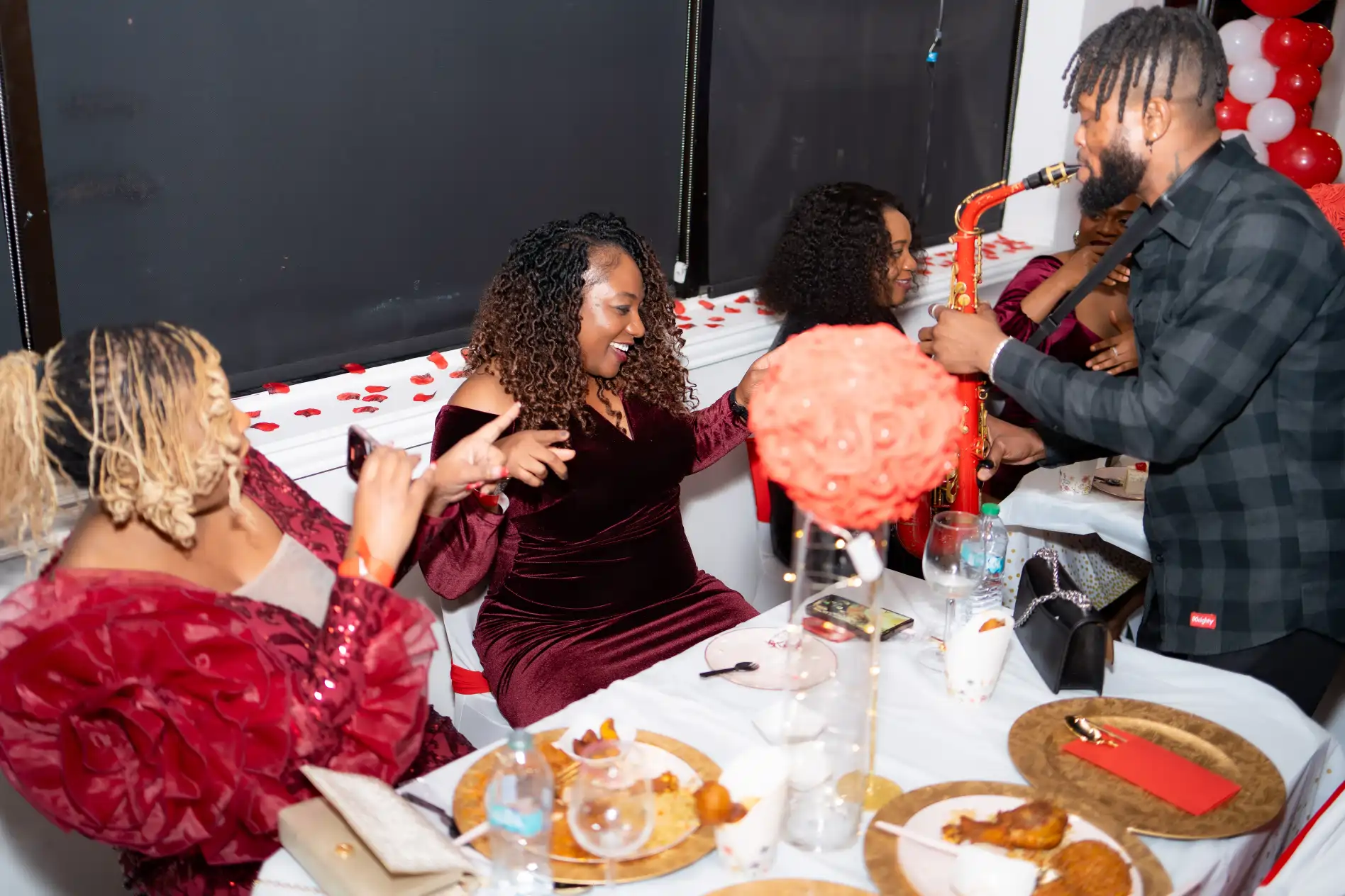 East Soul Food | Restaurant and Lounge in Garland, TX (6)