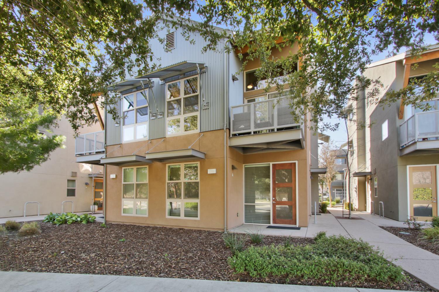 The DeMasi Group | Echelon Real Estate in Davis, CA (3)