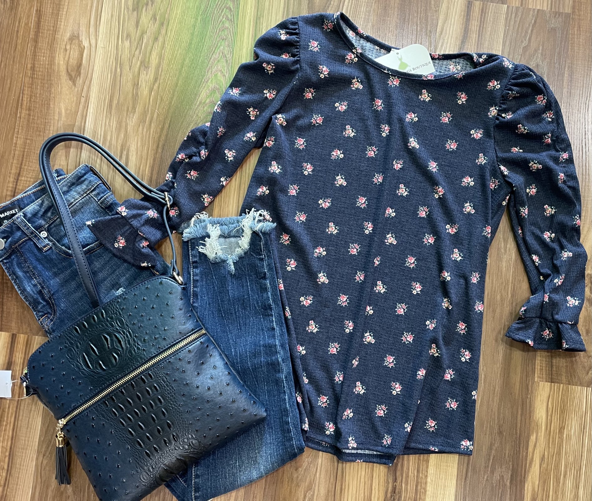 Bu-tiffle Things Boutique in Suamico, WI