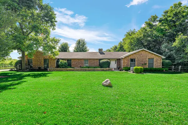 Boutique Home Realty in Hickory Hills, IL (5)