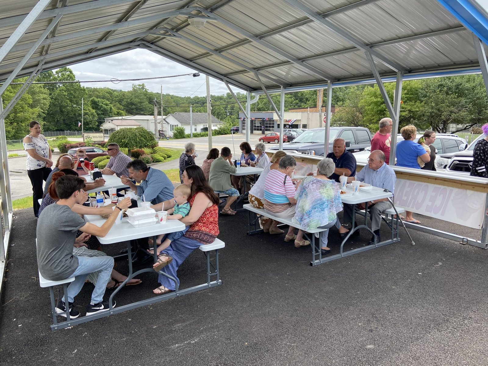 Dixie’s Drive-In in Ansted, WV (3)