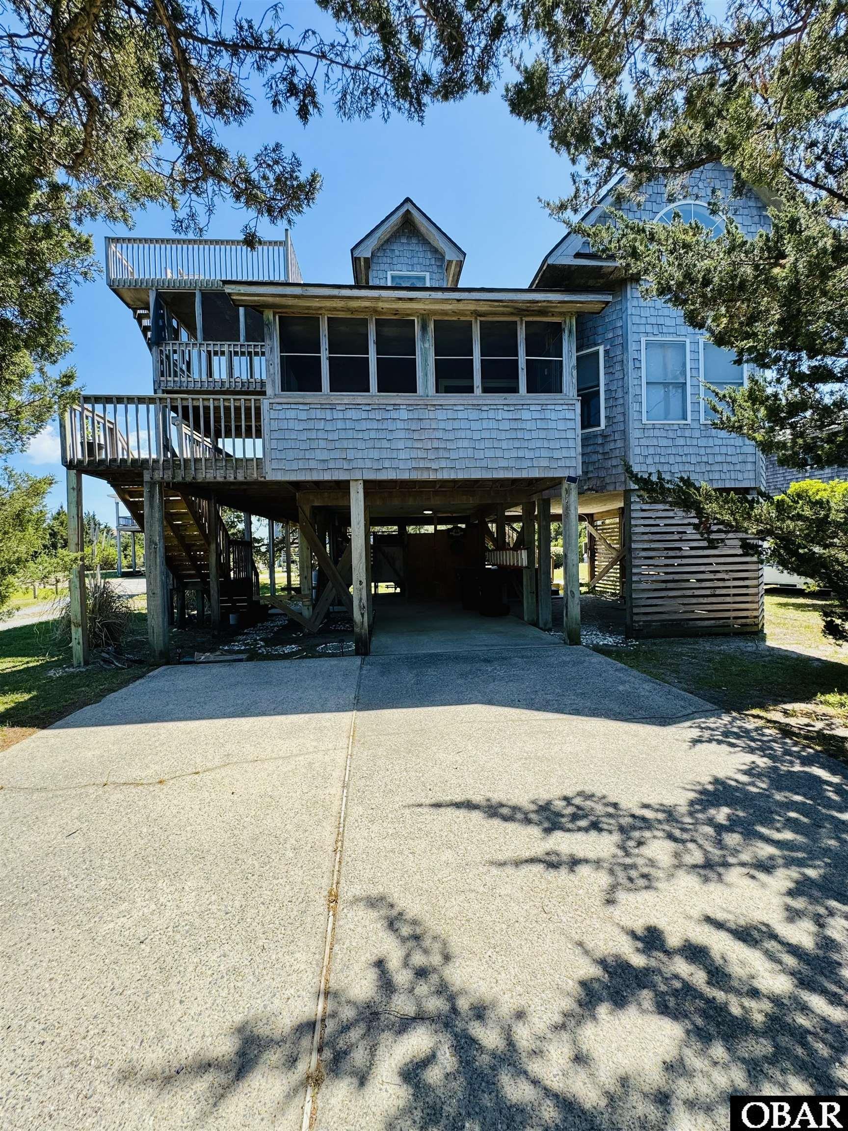 Lynn Bulman, REALTOR® | Howard Hanna Outer Banks Realty in Kill Devil Hills, NC (3)