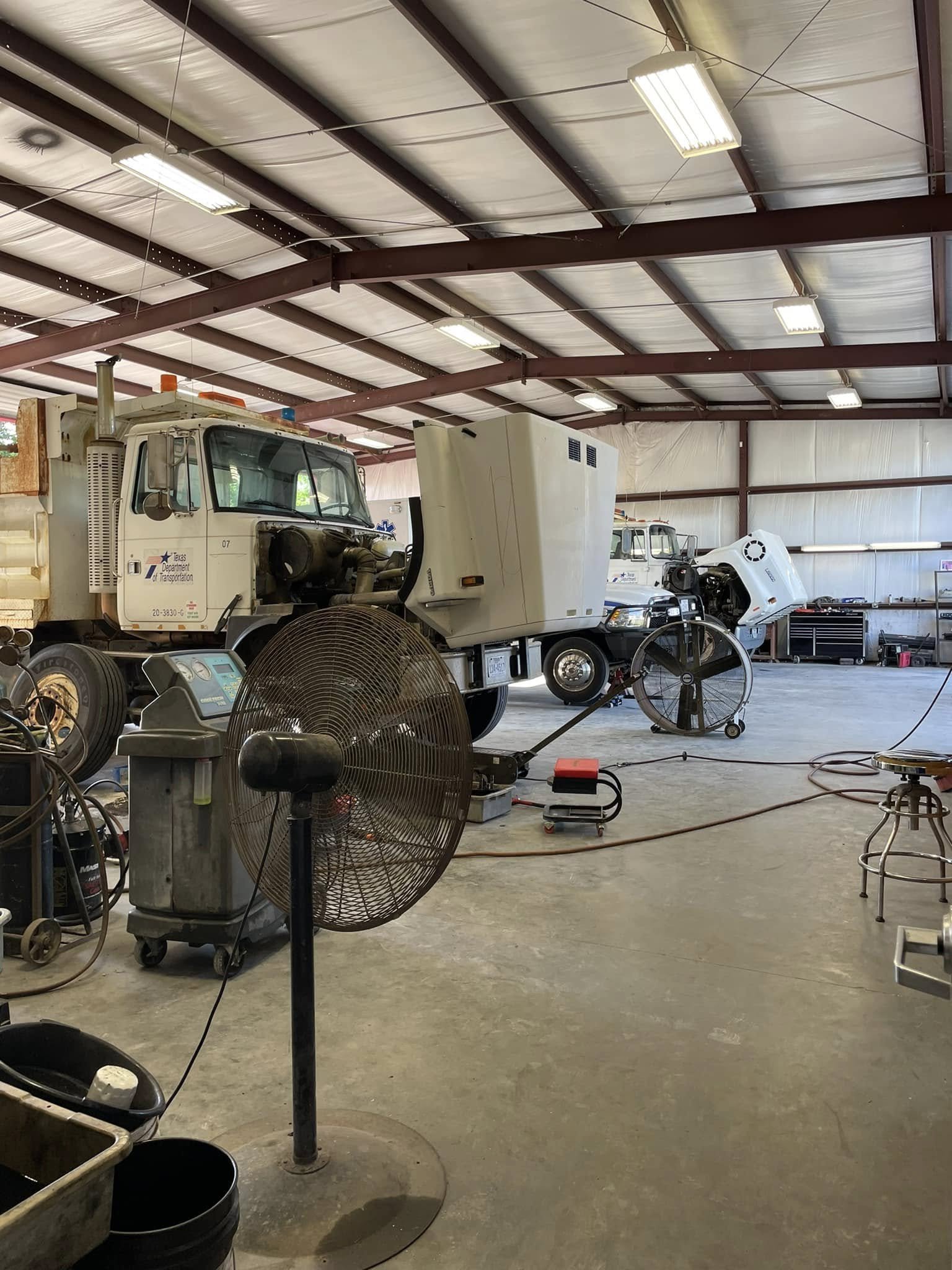 Yates Auto & Truck Repair, Inc in Beaumont, TX (6)
