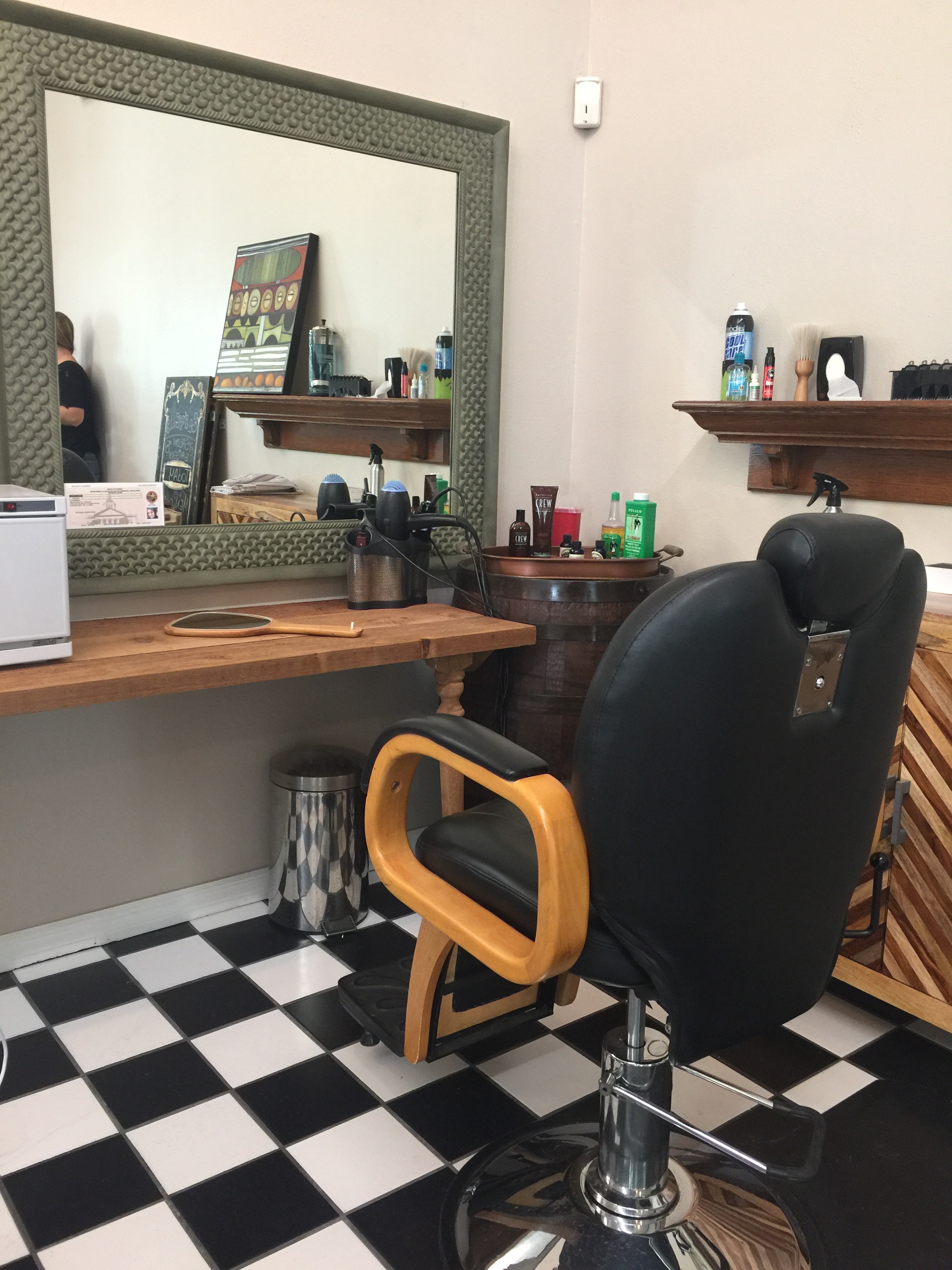 Ea McGill's Salon & Barbery in Dunedin, FL (4)