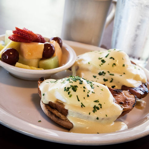 Hank's Creekside Restaurant in Santa Rosa, CA (4)