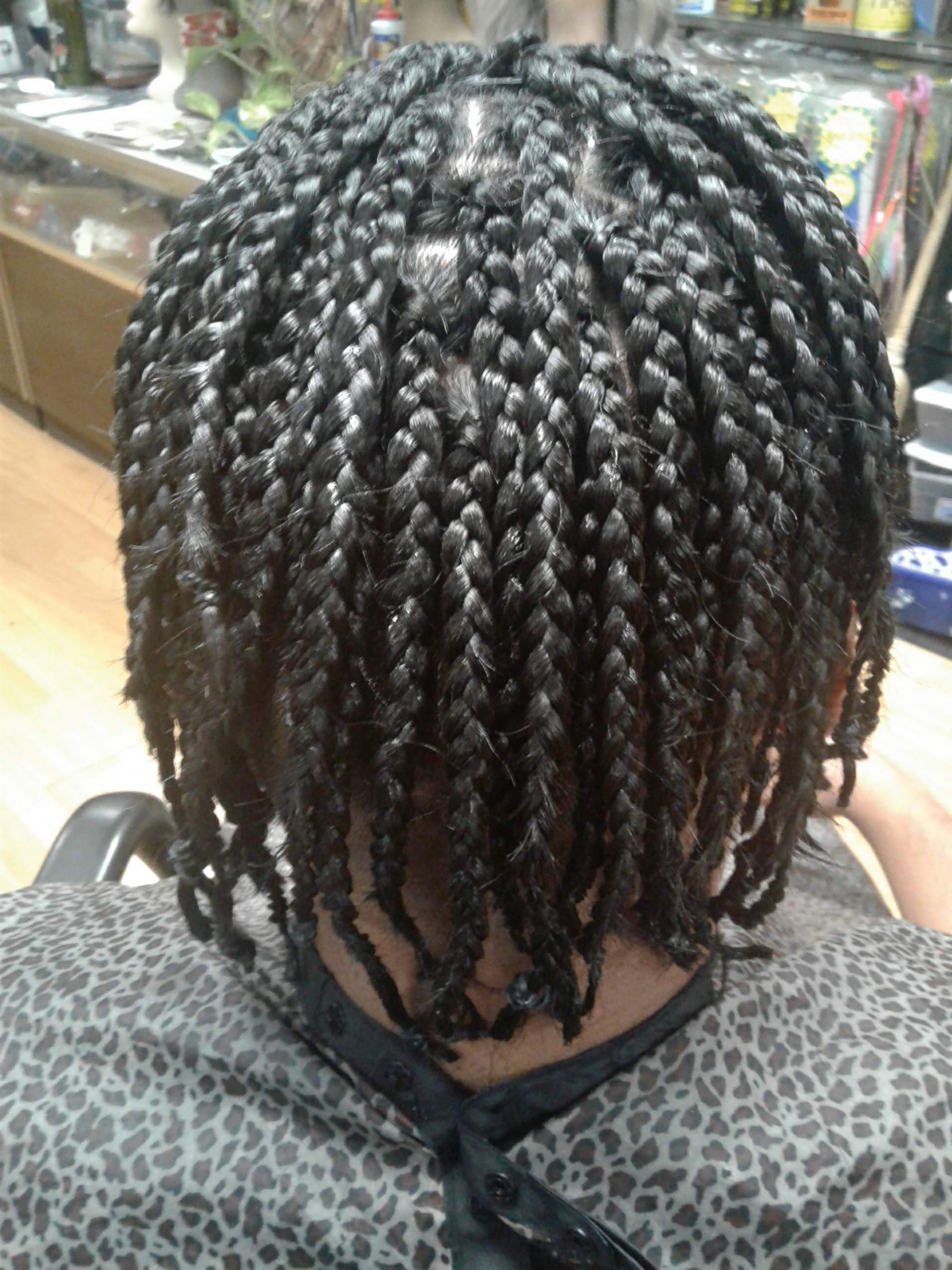 Totally New Waves & Braids Two Salon and Supplies in Canoga Park, CA (2)
