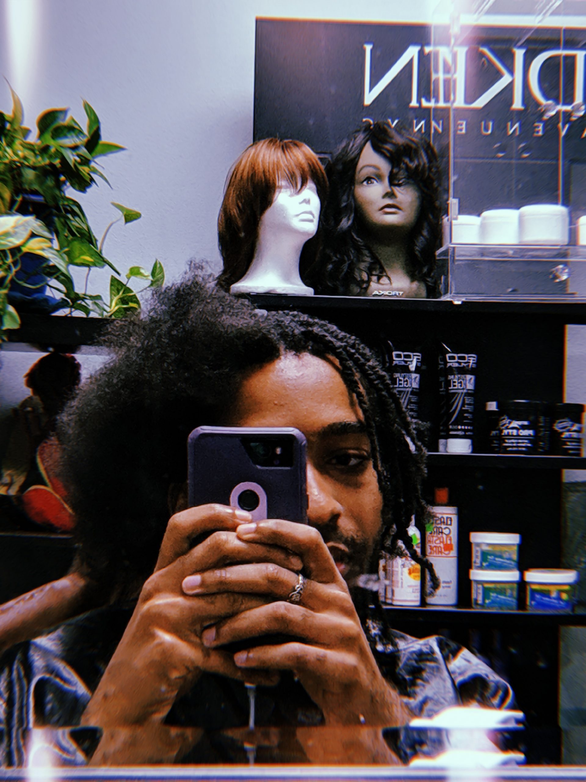 Totally New Waves & Braids Two Salon and Supplies in Canoga Park, CA (4)