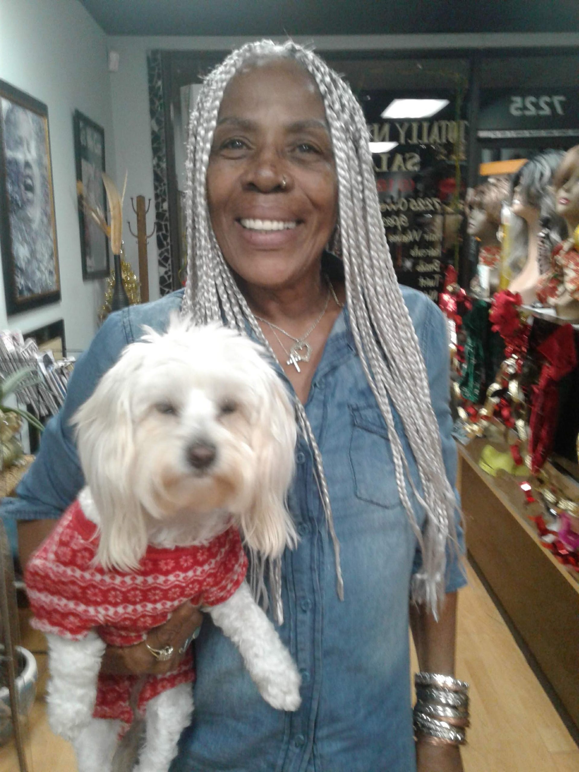 Totally New Waves & Braids Two Salon and Supplies in Canoga Park, CA (5)