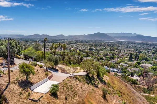Patrick Fossati - Realtor with RE/MAX Gold Coast in Camarillo, CA (4)