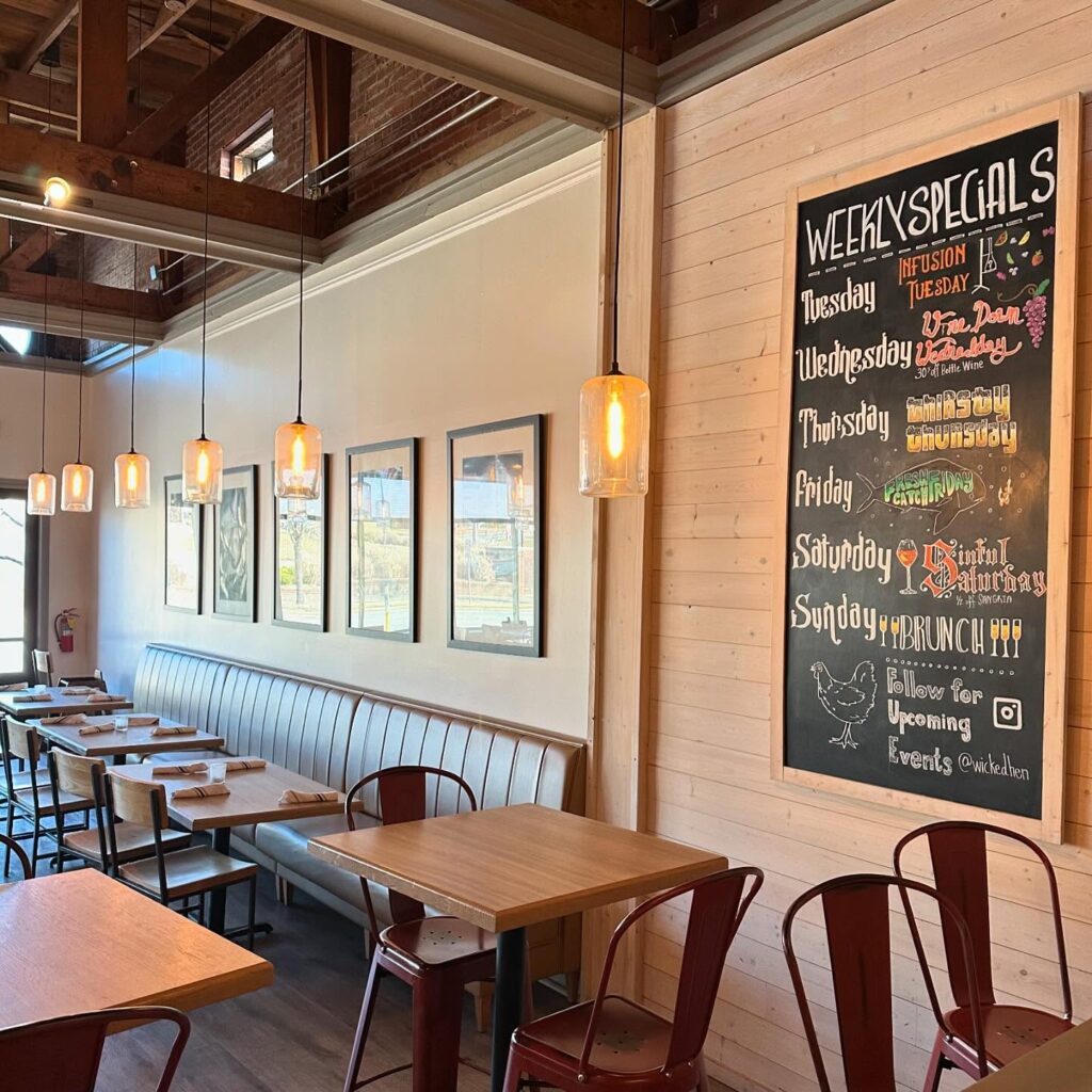 Wicked Hen Restaurant in Columbus, GA (4)
