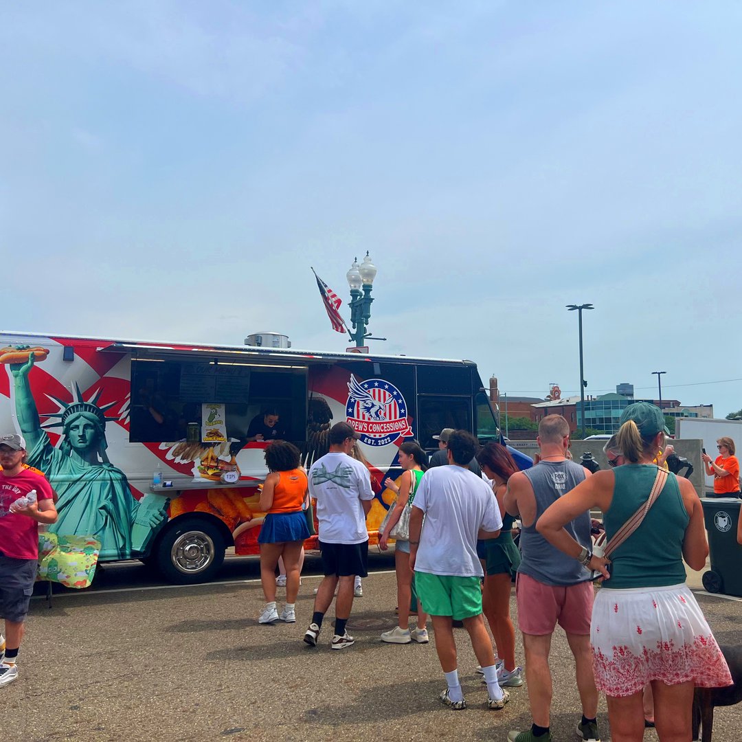 Drew's Concessions Food Truck, LLC in Brecksville, OH (6)