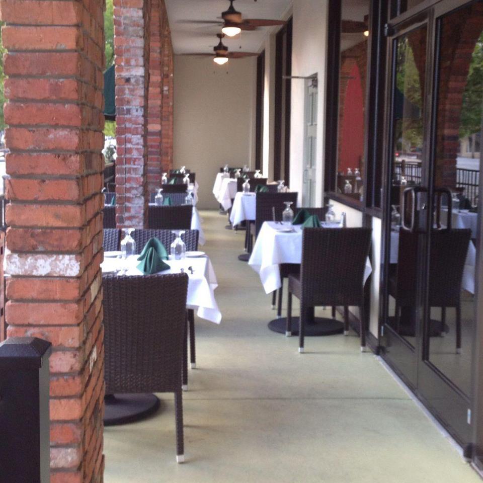The Plaza Restaurant & Oyster Bar in Thomasville, GA (5)
