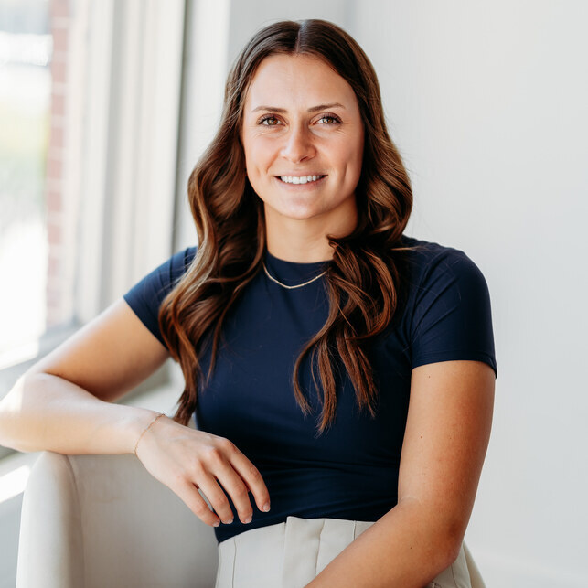 Taylor Ash | Coldwell Banker Real Estate Group in Green Bay, WI (4)