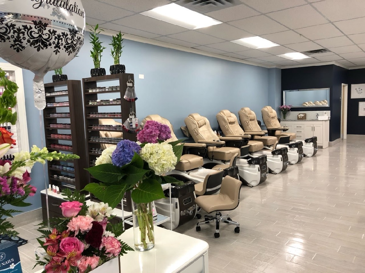 Erie Nails & Spa in Avon Lake, OH