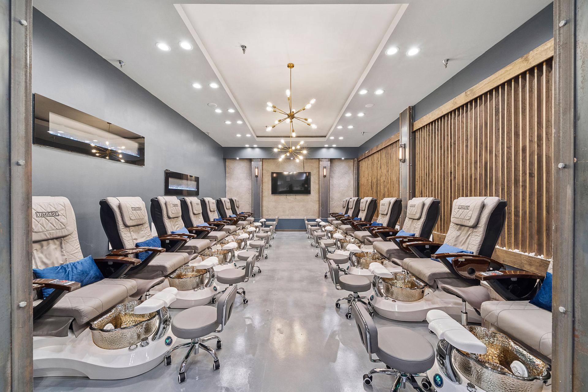 Lumiere Nail Studios & Salon Park in Houston, TX (3)