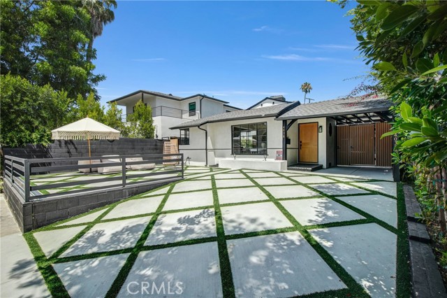 Neveen Farah - LA Real Estate Broker in Sherman Oaks, CA (5)