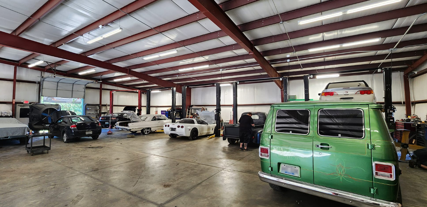 Ploof's Showtime Auto Repair in Mt Washington, KY
