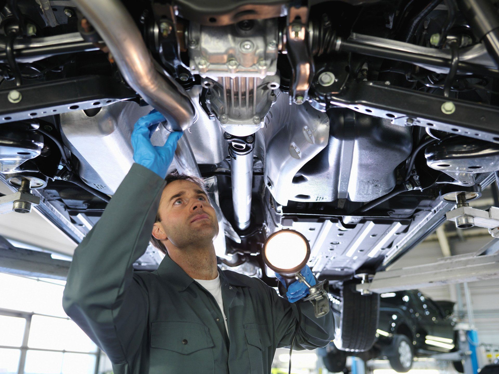 Westmont Shell Auto Service in Westmont, IL (5)