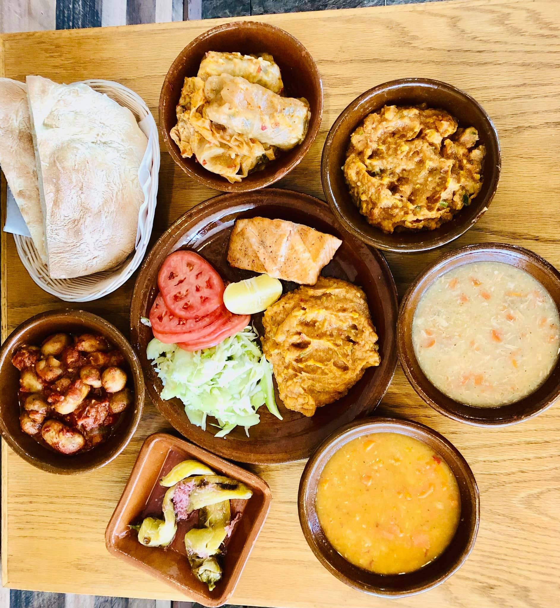Broosters & Babba Grill in Darien, IL
