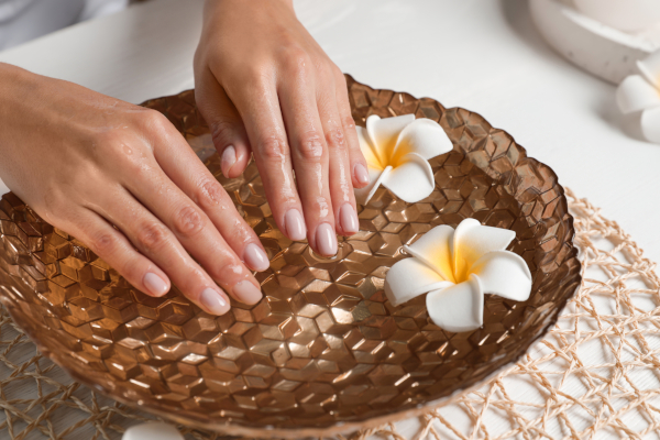 V Nail Spa - Non-Toxic Salon in Gainesville, FL (2)