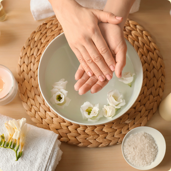 V Nail Spa - Non-Toxic Salon in Gainesville, FL (3)