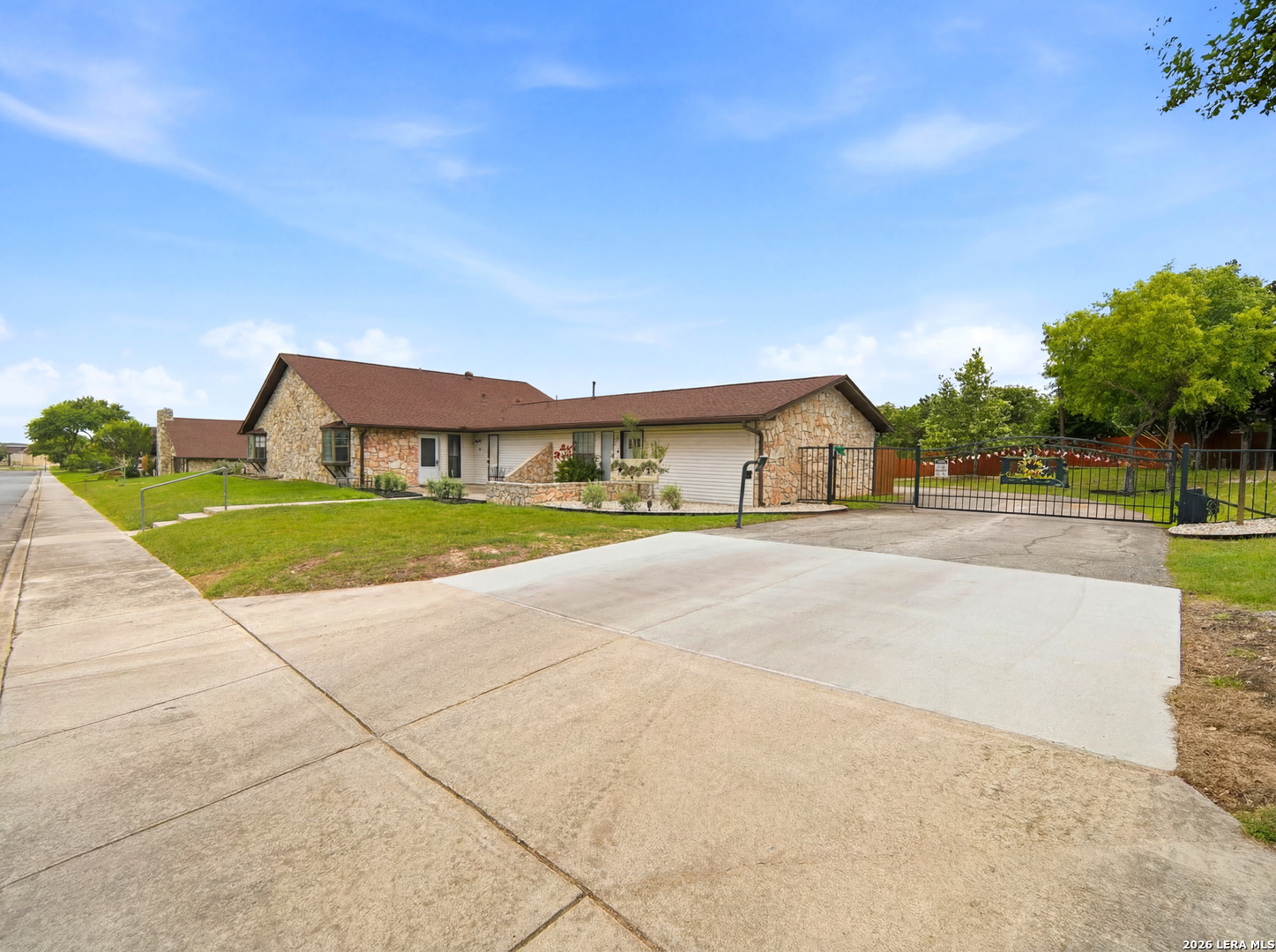 JBGoodwin REALTORS®, Schertz in Schertz, TX (6)