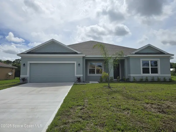 Shatavias Johnson, REALTOR® - Call It Closed International Realty in Loughman, FL