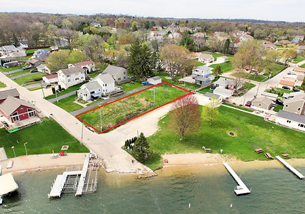 Nienow Team Realtors in Hales Corners, WI