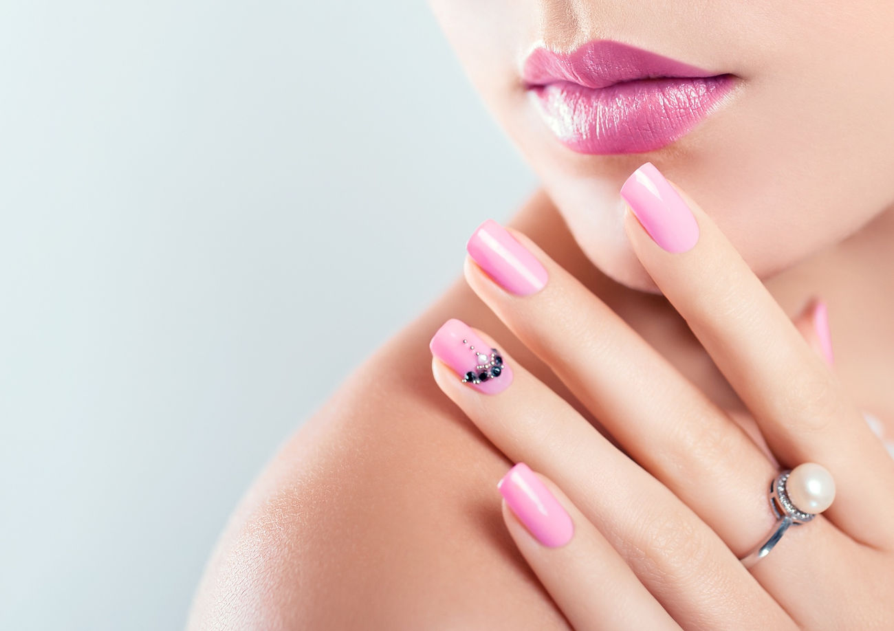 LT Nails and Tanning in Mt Airy, MD