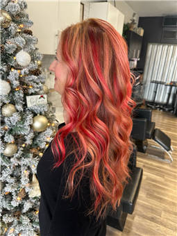 Summer Hair Salon in Bridgeville, PA