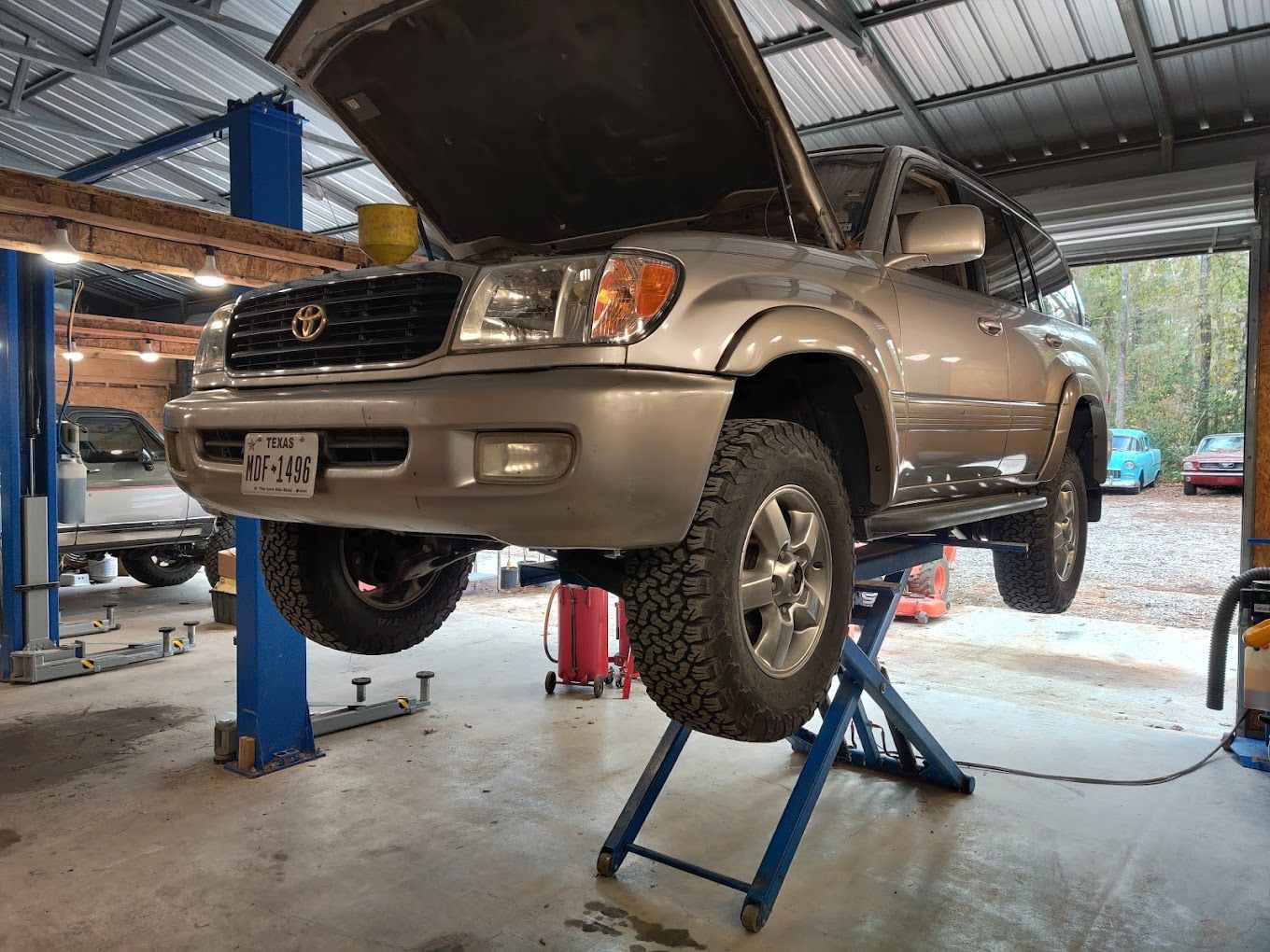 Freedom Auto Repair in Willis, TX (3)