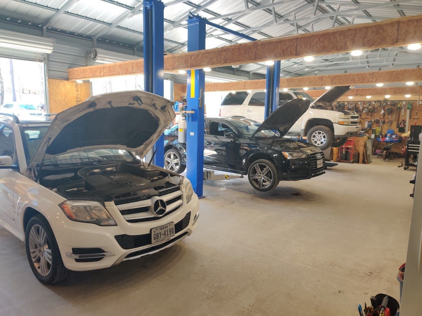 Freedom Auto Repair in Willis, TX (6)