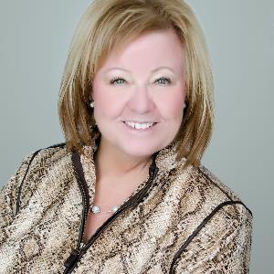 Lynette Oliveira, Lynnie O. Real Estate in King City, CA