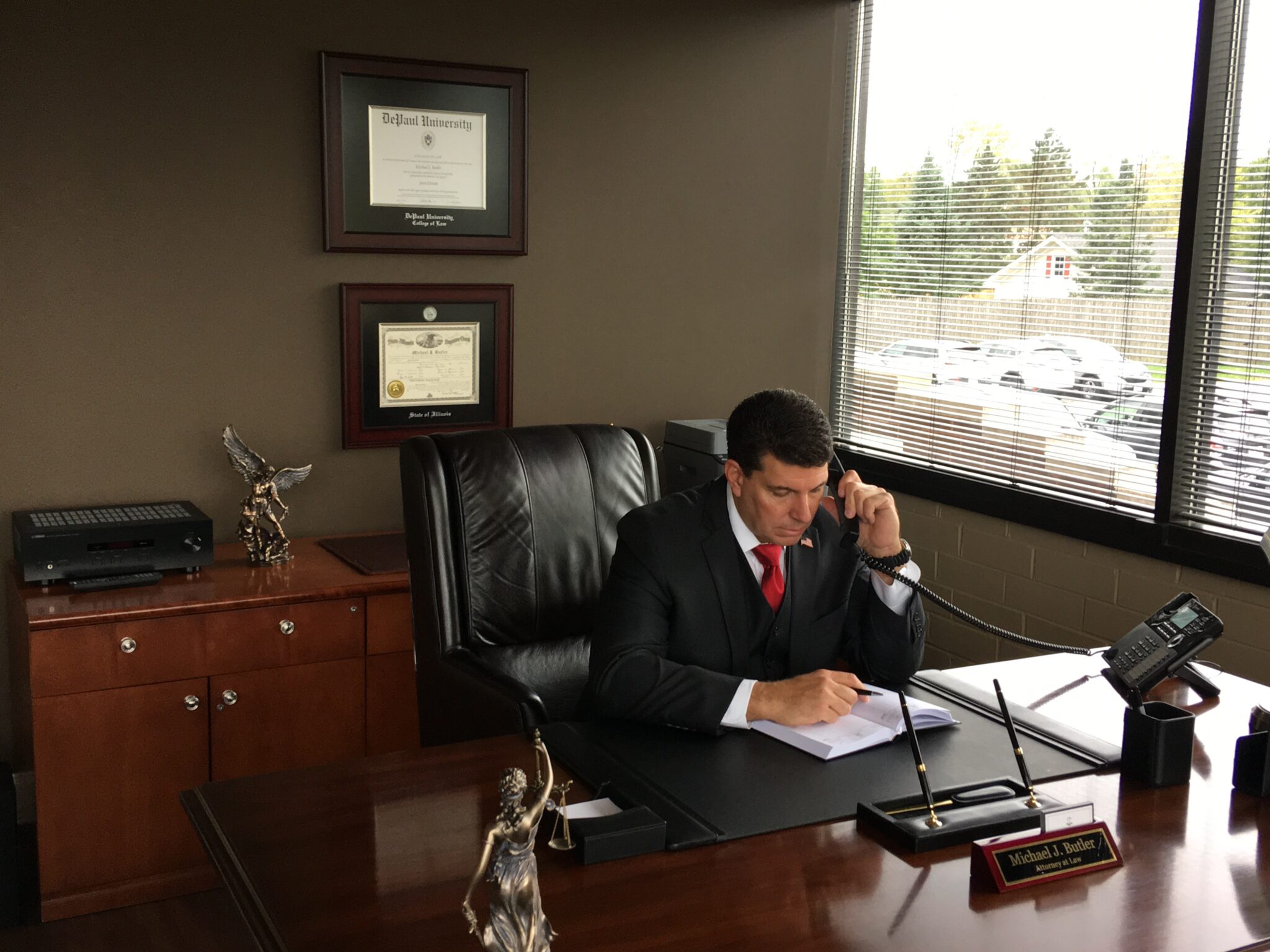 THE LAW OFFICE OF MICHAEL J. BUTLER, LLC in Arlington Heights, IL