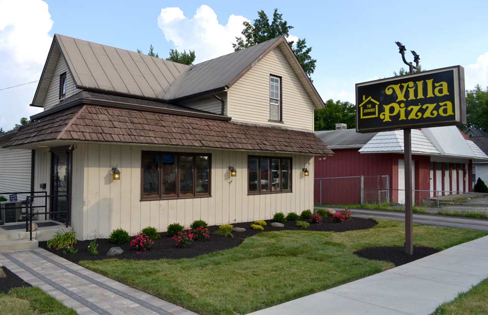 Johnnies Villa Pizza in Johnstown, OH (4)
