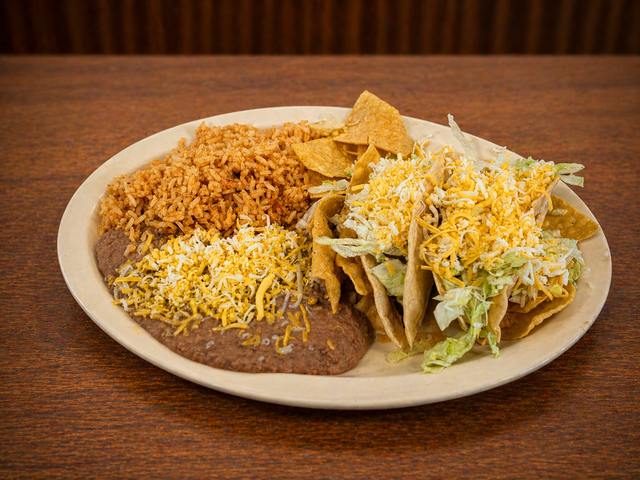 Rusty's Grill in Lancaster, CA (6)