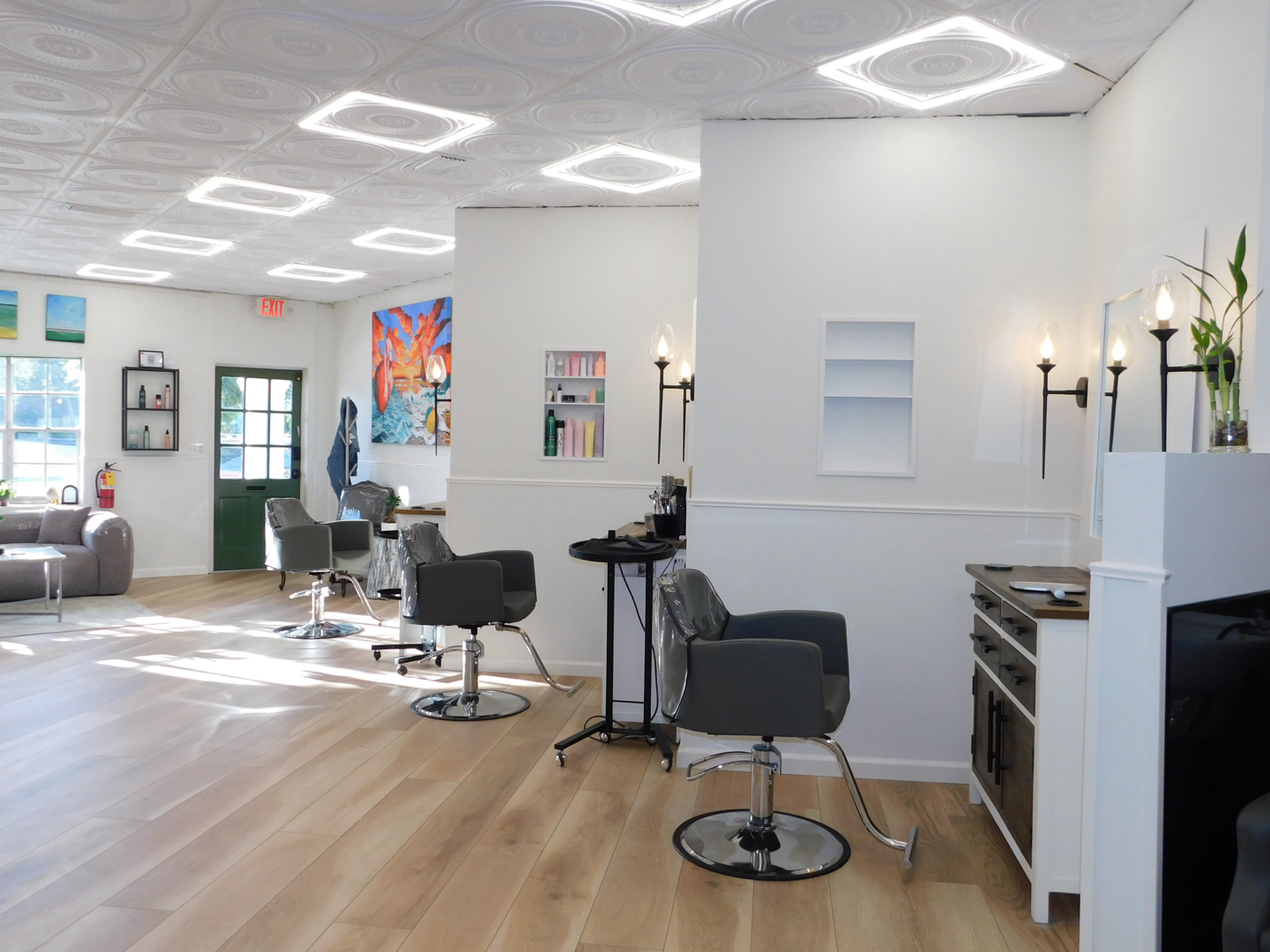 Salon Canvas & Social in St. Petersburg, FL (4)