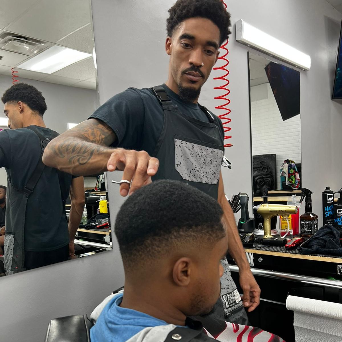 De Leon Barbershop in Miramar, FL (4)