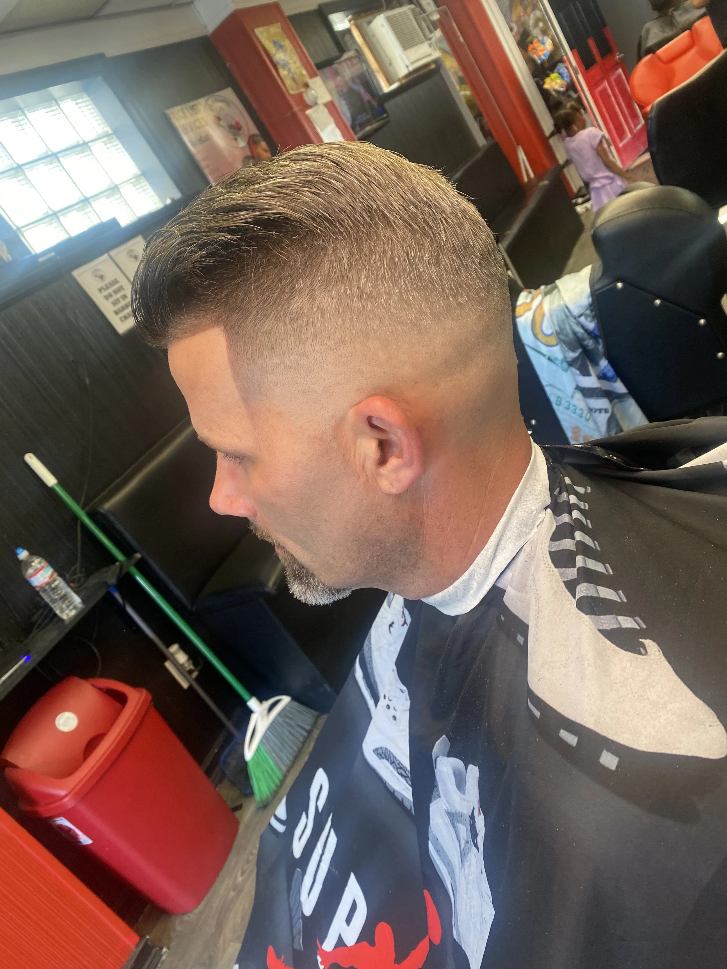 Revolutionary Cutz in Cincinnati, OH